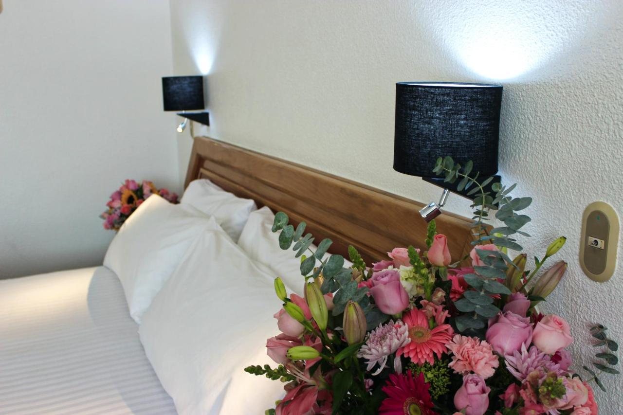 San Juan Park Hotel 산후안델리오 외부 사진 A bedroom at the hotel