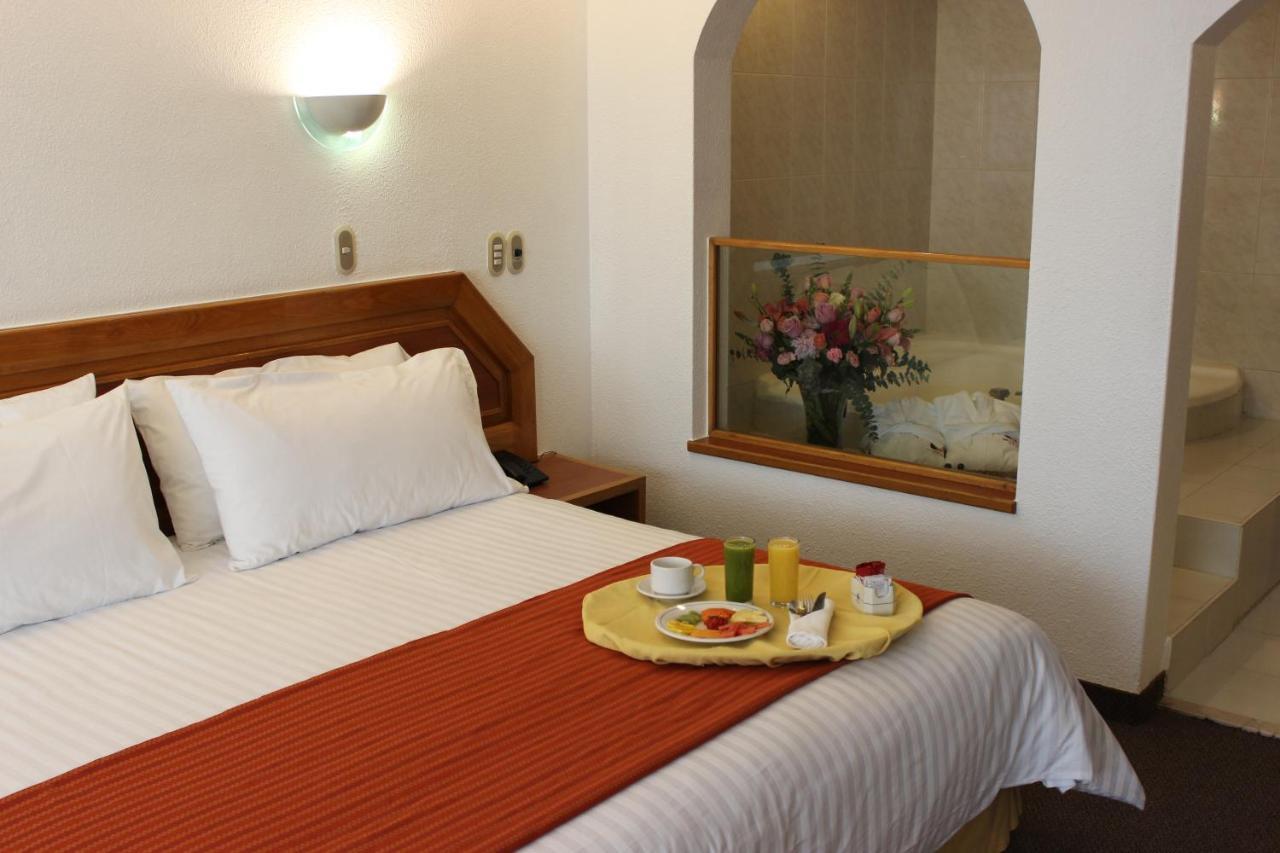San Juan Park Hotel 산후안델리오 외부 사진